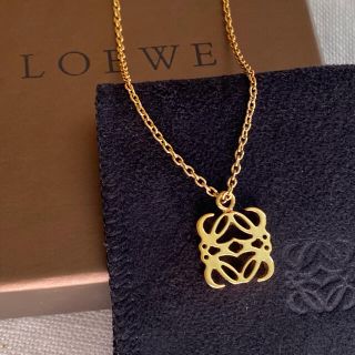 ロエベ ネックレスの通販 61点 | LOEWEのレディースを買うならラクマ