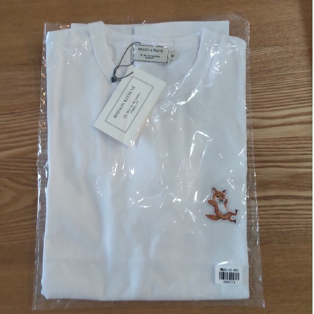 MAISON KITSUNE'(メゾンキツネ)のメゾンキツネ  Sサイズ レディースのトップス(Tシャツ(半袖/袖なし))の商品写真