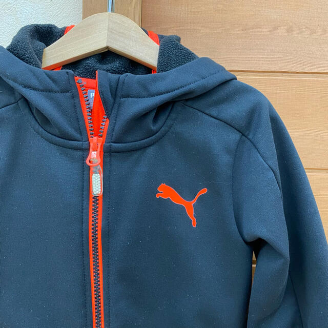 PUMA(プーマ)の専用　　PUMA プーマ パーカー　キッズ　アウター キッズ/ベビー/マタニティのキッズ服男の子用(90cm~)(ジャケット/上着)の商品写真