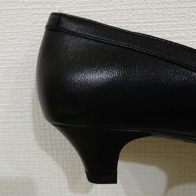 Riz raffinee(リズラフィーネ)の【未使用】Riz raffinee ローヒールパンプス (ブラック) レディースの靴/シューズ(ハイヒール/パンプス)の商品写真