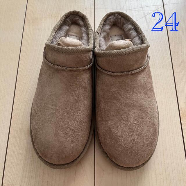 新品未使用 UGG クラシックスリッパ 24