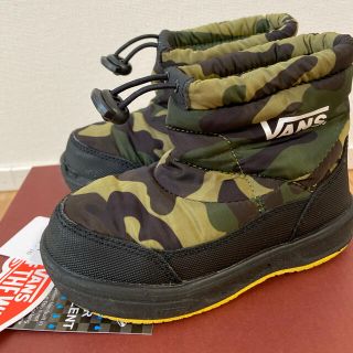 ヴァンズ(VANS)のバンズ　迷彩　スノーブーツ(ブーツ)