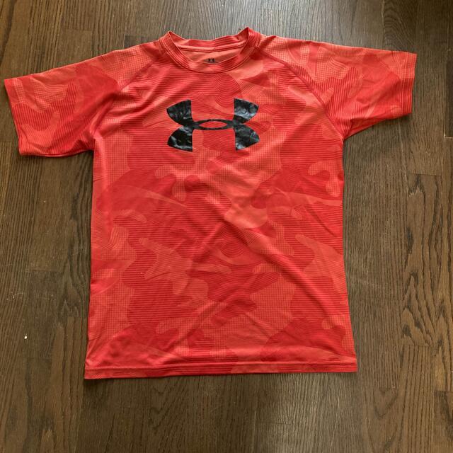 UNDER ARMOUR(アンダーアーマー)のアンダーアーマーキッズ　トレーニングTシャツ&パンツセット160 スポーツ/アウトドアのサッカー/フットサル(ウェア)の商品写真