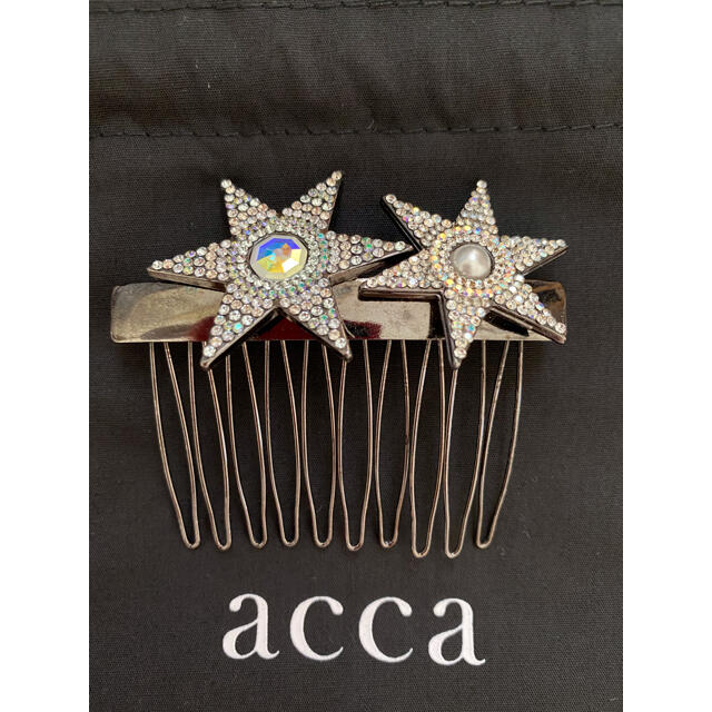 acca(アッカ)のacca【美品】HAPPY HOLIDAYS SERIES スワロ コーム レディースのヘアアクセサリー(バレッタ/ヘアクリップ)の商品写真