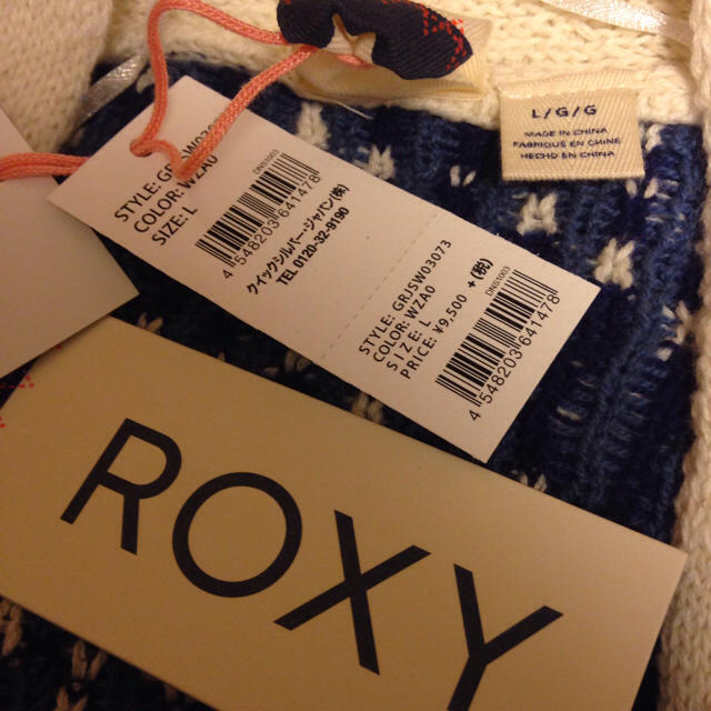 Roxy(ロキシー)の26日までお取り置き レディースのジャケット/アウター(ニットコート)の商品写真