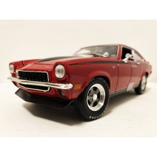 シボレー(Chevrolet)のAW/'72 Chevyシボレー Vegaベガ Yenkoイエンコ 1/18(ミニカー)