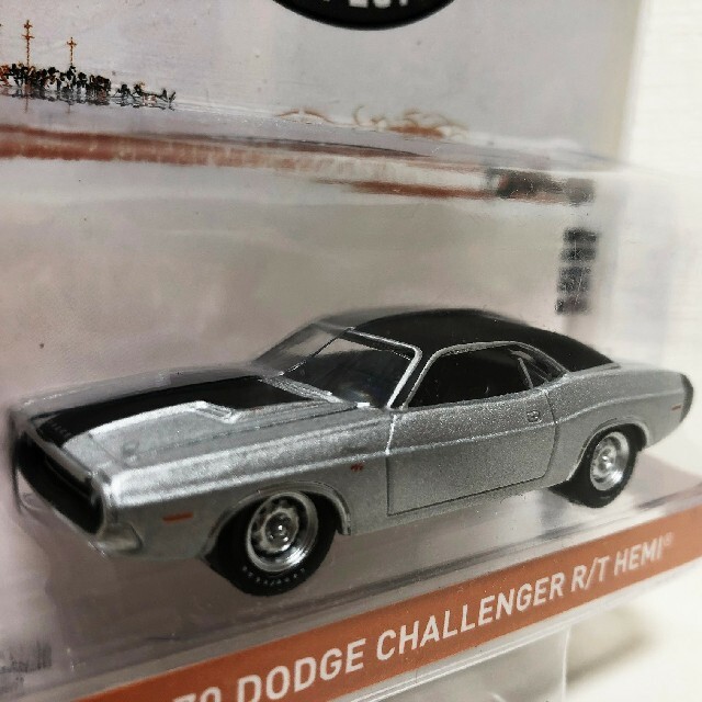 Chrysler(クライスラー)のGL/'70 Dodgeダッジ Challengerチャレンジャー 1/64 エンタメ/ホビーのおもちゃ/ぬいぐるみ(ミニカー)の商品写真