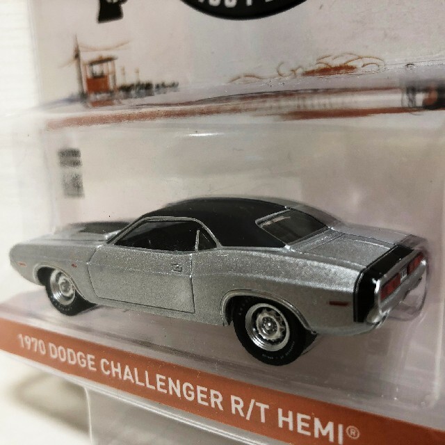 Chrysler(クライスラー)のGL/'70 Dodgeダッジ Challengerチャレンジャー 1/64 エンタメ/ホビーのおもちゃ/ぬいぐるみ(ミニカー)の商品写真