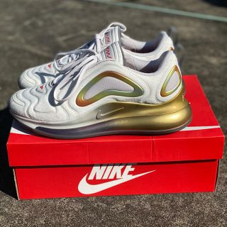 ナイキ(NIKE)のAIR MAX 720(スニーカー)