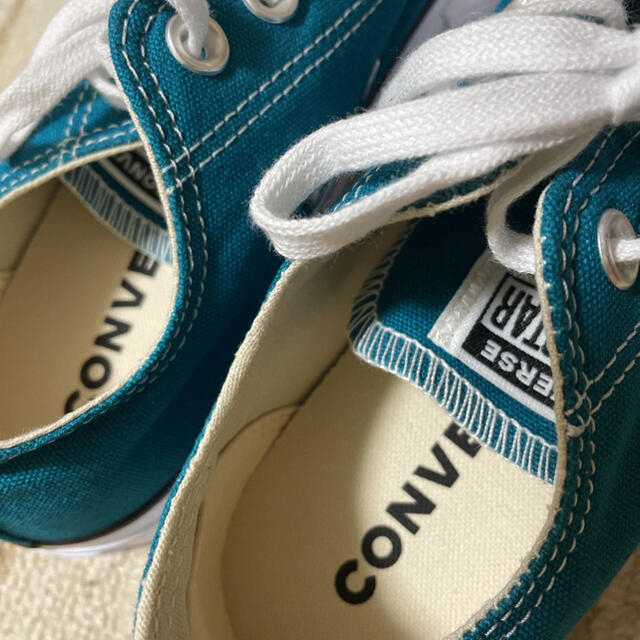 CONVERSE(コンバース)のコンバース　ローカット　23.5センチ　マラカイト レディースの靴/シューズ(スニーカー)の商品写真