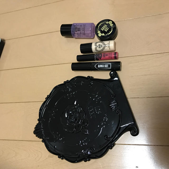 ANNA SUI(アナスイ)のANNA SUI ミラー サンプルセット コスメ/美容のキット/セット(サンプル/トライアルキット)の商品写真