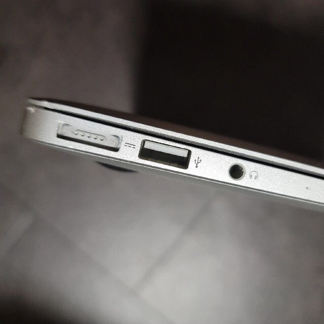 Mac (Apple)(マック)のMacBook Air 2015 13インチ ジャンク品 スマホ/家電/カメラのPC/タブレット(ノートPC)の商品写真