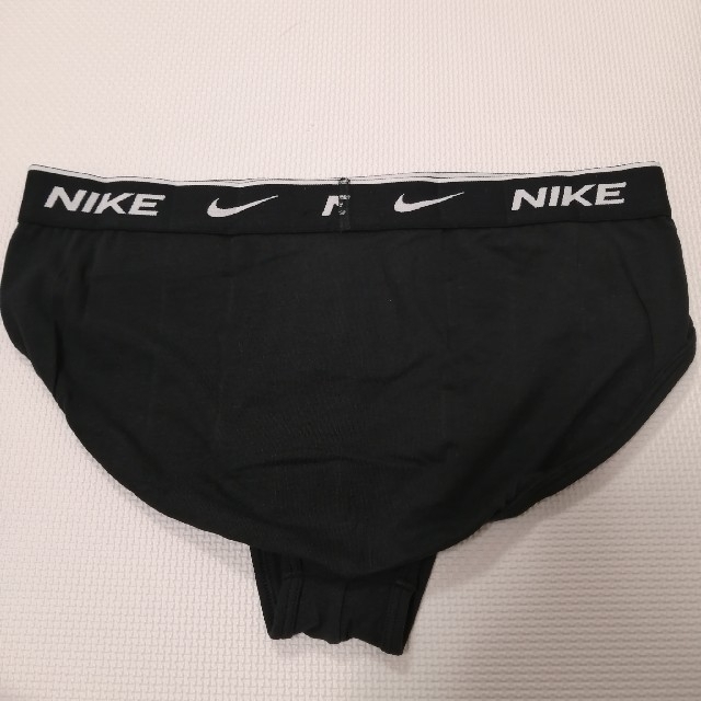 NIKE(ナイキ)の新品未使用　NIKEブリーフ　サイズM(日本サイズL相当) メンズのアンダーウェア(その他)の商品写真