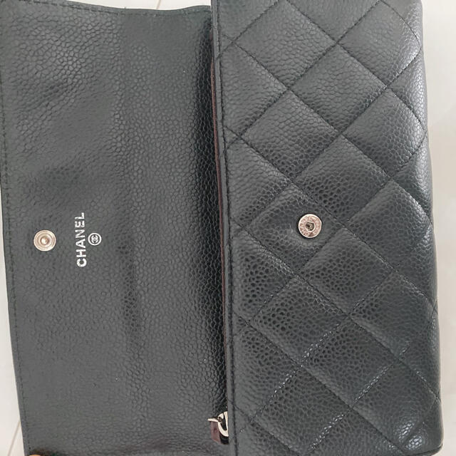 CHANEL(シャネル)のシャネル　マトラッセ　キャビアスキン　長財布　黒　ブラック レディースのファッション小物(財布)の商品写真