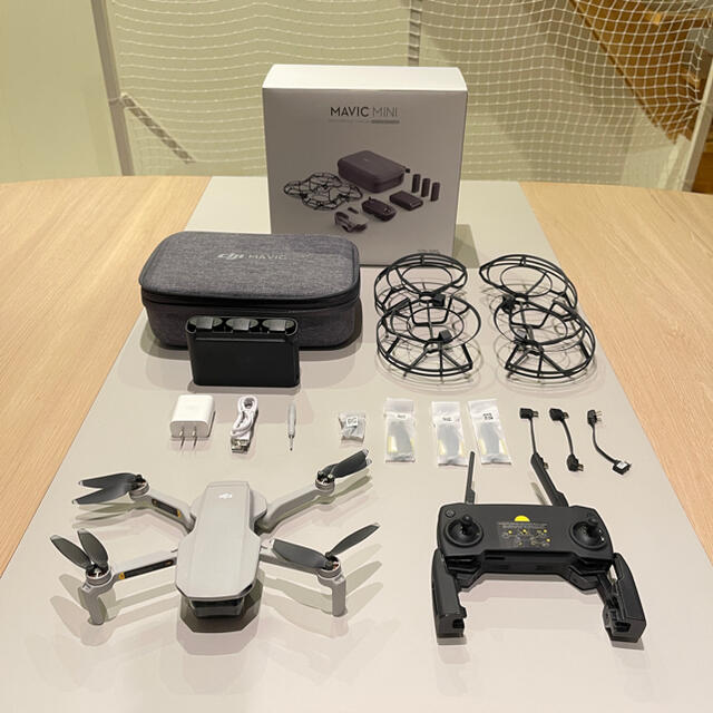 エンタメ/ホビー[美品] DJI MAVIC MINI FLY MORE COMBO