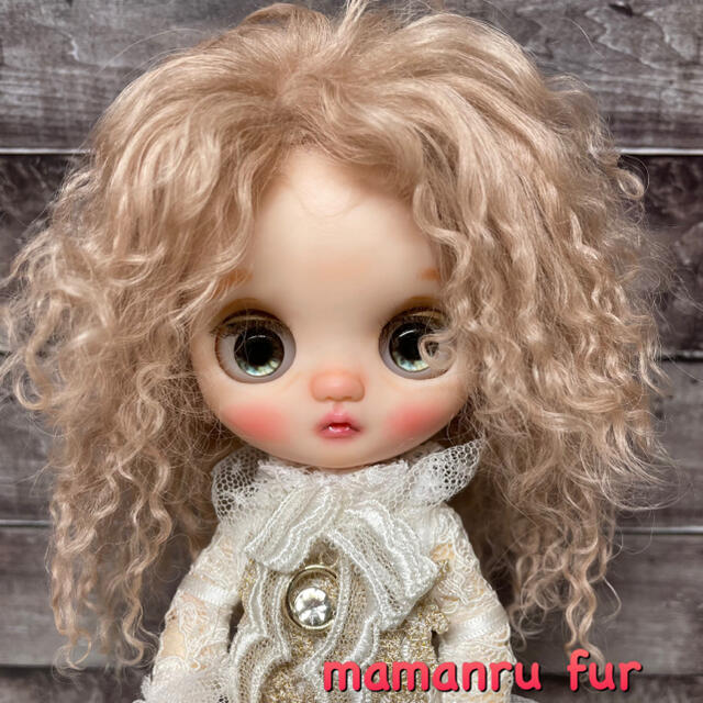 blythe _wm-428ピーチベージュ⭐️チベットラムウィッグ