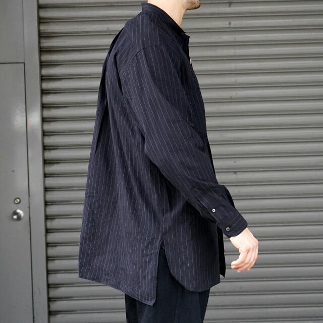 新しく着き comoli の+ バンドカラーシャツ ネイビー 19aw ウール