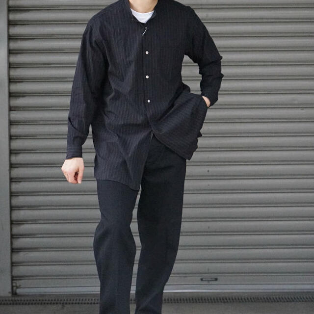 19aw comoli バンドカラーシャツ チョークストライプ ブラック