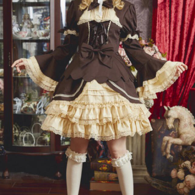 BODYLINE(ボディライン)のBODYLINE ロリータ服  断捨離最終値下げ！ レディースのワンピース(ひざ丈ワンピース)の商品写真