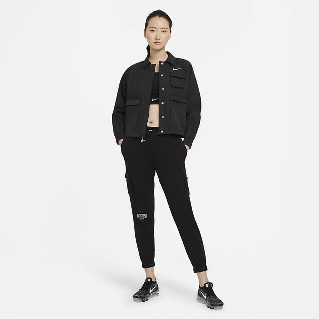 NIKE(ナイキ)のNIKE W's SWOOSH WOVEN JACKET Lサイズ レディースのジャケット/アウター(ブルゾン)の商品写真