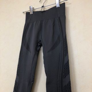 ルルレモン(lululemon)の【アイアンまマン様専用】sloli ヨガ レギンス(レギンス/スパッツ)