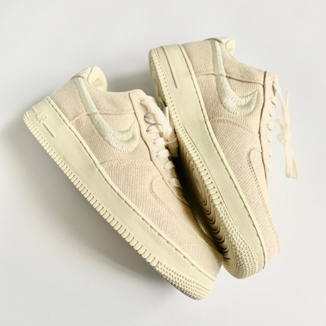 NIKE(ナイキ)のNike Air Force 1 Low Stussy Fossil メンズの靴/シューズ(スニーカー)の商品写真