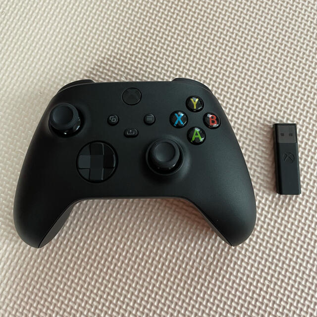 Xbox(エックスボックス)のXBOXコントローラー　ワイヤレスアダプター エンタメ/ホビーのゲームソフト/ゲーム機本体(その他)の商品写真