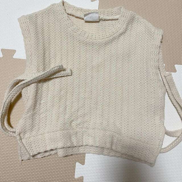 ニットベスト　95 キッズ/ベビー/マタニティのキッズ服女の子用(90cm~)(ニット)の商品写真