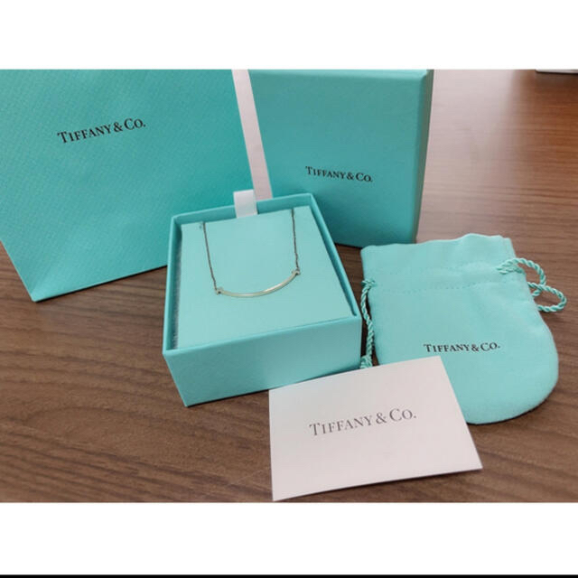 Tiffany Tスマイルペンダント