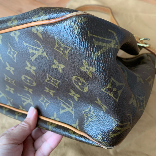 LOUIS VUITTON(ルイヴィトン)のルイヴィトン モノグラム トートバッグ　バティニョールオリゾンタル　Ｍ５１１５４ レディースのバッグ(トートバッグ)の商品写真