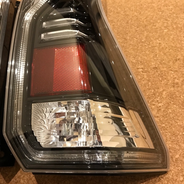 リアル C27 前期 セレナ e-POWER 左右 テールランプ ienomat.com.br
