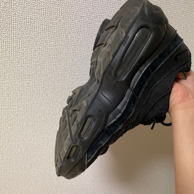 NIKE AIRMAX 95 トリプルブラック　23.5 レディースの靴/シューズ(スニーカー)の商品写真