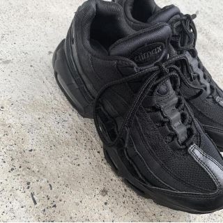 NIKE AIRMAX 95 トリプルブラック　23.5(スニーカー)