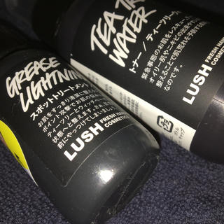 ラッシュ(LUSH)のrush ティーツリーウォーター 艶肌ドロップ(化粧水/ローション)