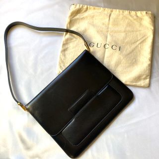 グッチ(Gucci)の☆使いやすく人気☆Gucci グッチ　ショルダーバック　黒(ショルダーバッグ)