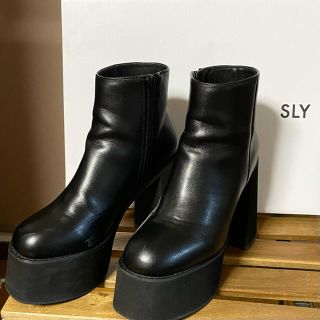 SLY サイズゴアウッドチャンキーブーツ