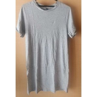 エイチアンドエム(H&M)のＨ＆Ｍ　Ｔシャツ　サイズＳ(Tシャツ/カットソー(半袖/袖なし))