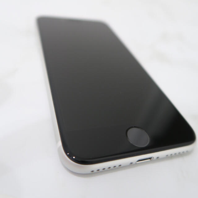 iPhone SE 第2世代 本体 ホワイト 64GB バッテリー100% 2