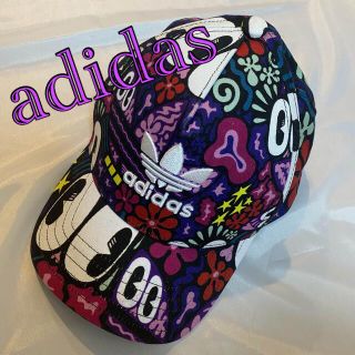 アディダス(adidas)の人気❣️【試着のみ】adidas コラボ作品　キャップ　帽子　カラフル　花柄(キャップ)