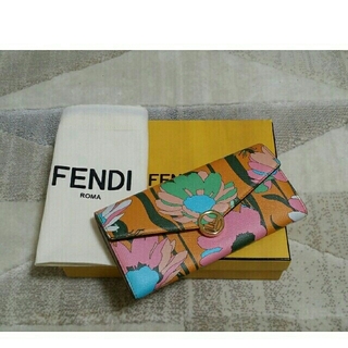 フェンディ(FENDI)のレア♪新品♪花柄財布(FENDI)(財布)