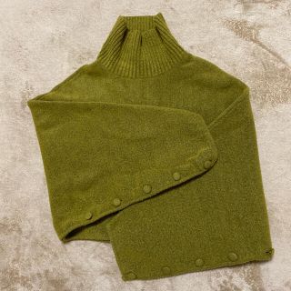 紙タグはありませんZARA 未使用品　ポンチョ風ニット　S