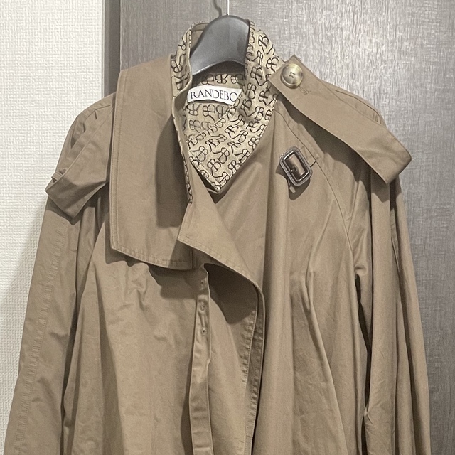 RB monogram trench coat(KHAKI) | www.jarussi.com.br
