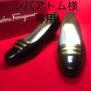 サルヴァトーレフェラガモ(Salvatore Ferragamo)のferragamo エナメル　ブラック　7C(ハイヒール/パンプス)