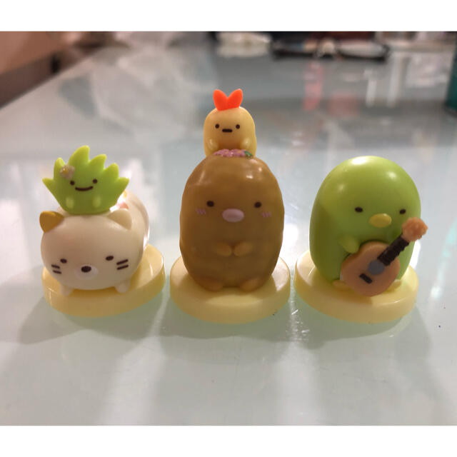 フルタ製菓(フルタセイカ)のすみっコぐらし　チョコエッグ エンタメ/ホビーのおもちゃ/ぬいぐるみ(キャラクターグッズ)の商品写真