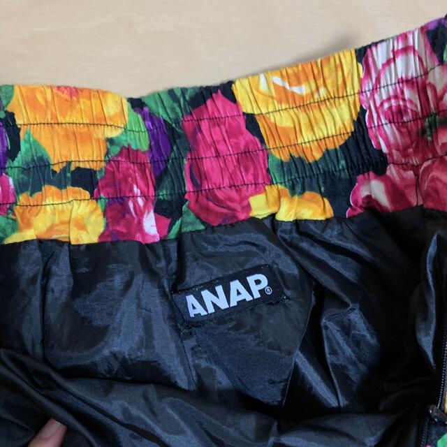 ANAP(アナップ)のANAP ミニスカート　タイトスカート　花柄　キャバ嬢　 レディースのスカート(ミニスカート)の商品写真