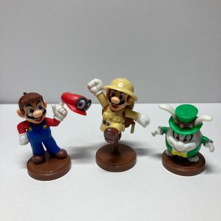 フルタセイカ(フルタ製菓)のチョコエッグ 2017 マリオ オデッセイ マリオ2種 & トッパー(ゲームキャラクター)