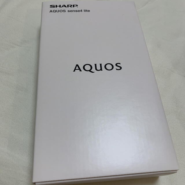 AQUOS(アクオス)のSHARP AQUOS sense4 lite スマホ/家電/カメラのスマートフォン/携帯電話(スマートフォン本体)の商品写真