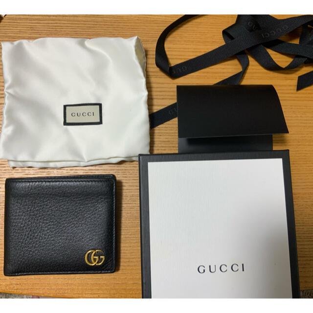 Gucci(グッチ)のGUCCIグッチ　二つ折り財布　 メンズのファッション小物(折り財布)の商品写真