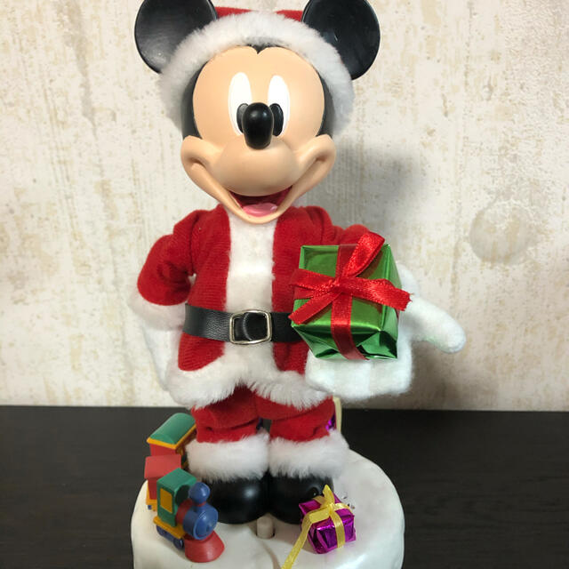 【ディズニートラディション】ミッキー　クリスマス　サンタ　フィギュア　未使用