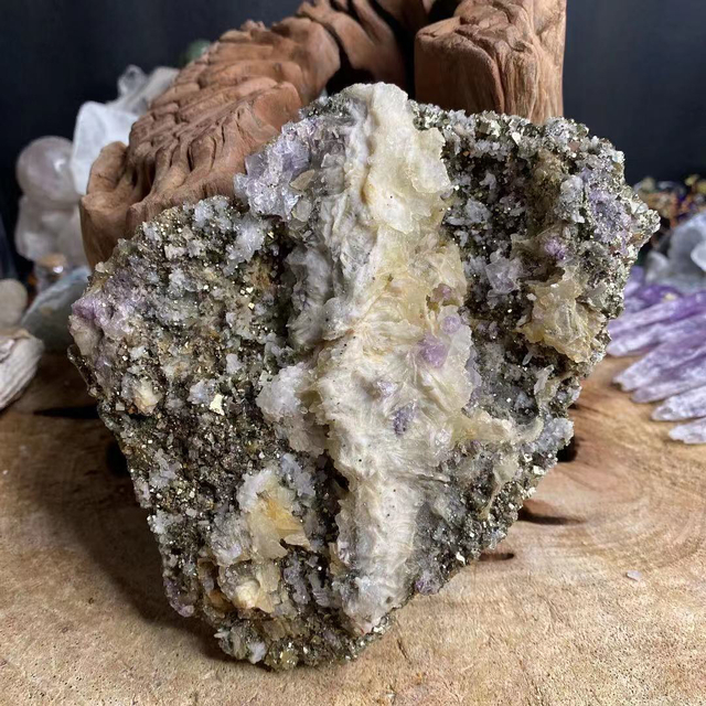 置物人気鉱物  パイライト四面銅鉱 黄鉄鉱 共生アメジストクラスター  母岩